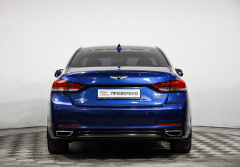 Подержанный автомобиль Genesis G80 2017 года (6 фото)