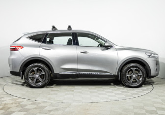 Подержанный автомобиль Haval F7 2020 года (4 фото)