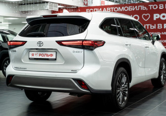 Новый Toyota Highlander 2025 (5 фото)