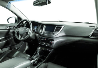Подержанный автомобиль Hyundai Tucson 2017 года (9 фото)
