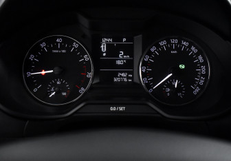 Подержанный автомобиль Skoda Octavia Liftback 2017 года (17 фото)