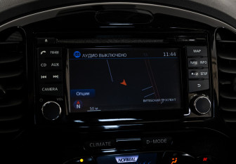 Подержанный автомобиль Nissan Juke 2013 года (16 фото)