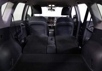 Подержанный автомобиль Toyota RAV4 2012 года (17 фото)