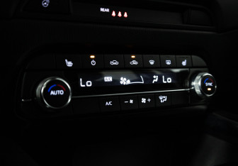 Подержанный автомобиль Mazda CX-5 2021 года (17 фото)