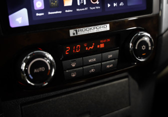 Подержанный автомобиль Mitsubishi Pajero 2019 года (18 фото)