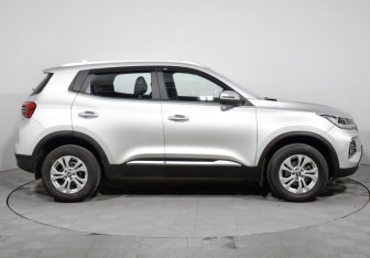 Подержанный автомобиль Chery Tiggo 4 Pro 2024 года (4 фото)