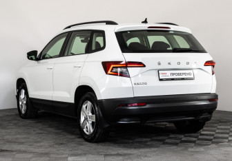 Подержанный автомобиль Skoda Karoq 2020 года (7 фото)