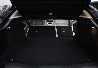 Подержанный автомобиль Jaguar I-Pace 2019 года (33 фото)