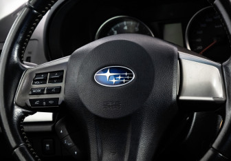 Подержанный автомобиль Subaru Forester Suv 2013 года (11 фото)