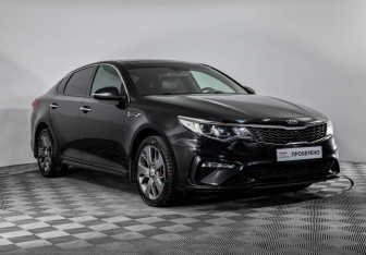 Подержанный автомобиль Kia Optima Sedan 2018 года (3 фото)