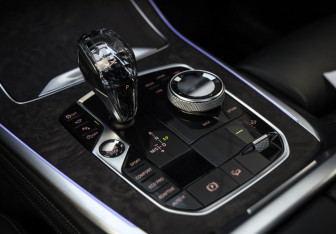 Подержанный автомобиль BMW X7 2019 года (22 фото)