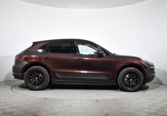 Подержанный автомобиль Porsche Macan 2014 года (4 фото)