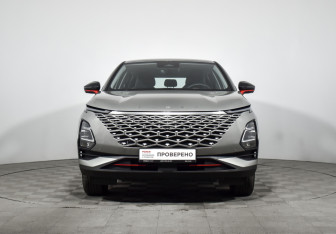 Подержанный автомобиль Omoda C5 2023 года (2 фото)