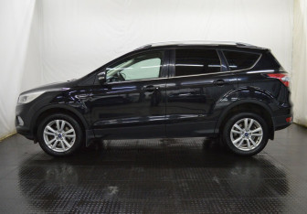 Подержанный автомобиль Ford Kuga 2019 года (8 фото)