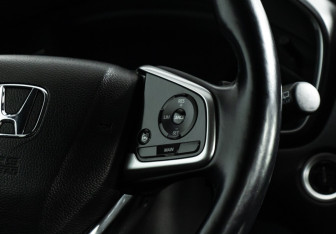 Подержанный автомобиль Honda CR-V 2017 года (23 фото)