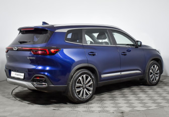 Подержанный автомобиль Chery Tiggo 8 2020 года (5 фото)