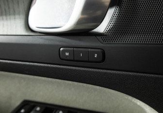 Подержанный автомобиль Volvo XC40 2021 года (15 фото)