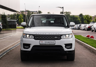 Подержанный автомобиль Land Rover Range Rover Sport 2017 года (4 фото)