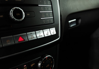 Подержанный автомобиль Mercedes-Benz GLE 2017 года (17 фото)