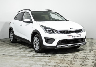 Подержанный автомобиль Kia Rio Hatchback 2020 года (3 фото)