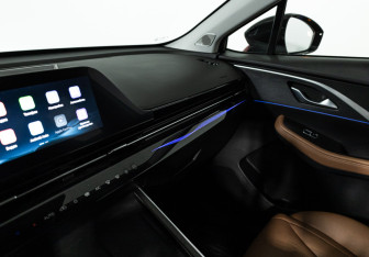 Подержанный автомобиль Omoda C5 2023 года (22 фото)