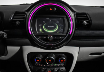 Подержанный автомобиль MINI Clubman Wagon 2016 года (15 фото)