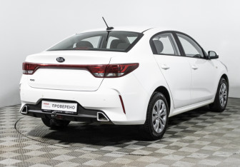 Подержанный автомобиль Kia Rio Sedan 2021 года (5 фото)