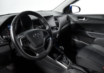 Подержанный автомобиль Hyundai Solaris Sedan 2020 года (9 фото)