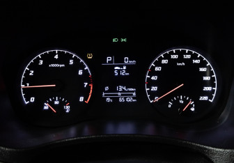 Подержанный автомобиль Hyundai Solaris Sedan 2021 года (12 фото)