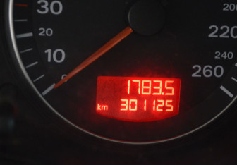 Подержанный автомобиль Audi A3 Hatchback 2005 года (14 фото)