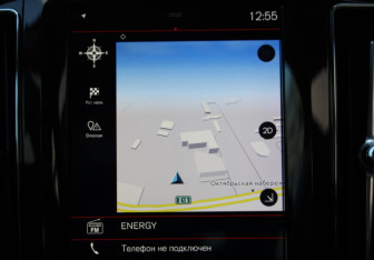 Подержанный автомобиль Volvo XC60 2018 года (16 фото)