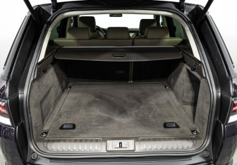 Подержанный автомобиль Land Rover Range Rover Sport 2014 года (22 фото)