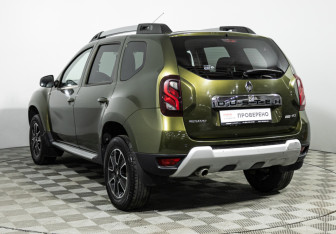 Подержанный автомобиль Renault Duster 2018 года (6 фото)