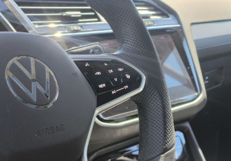 Подержанный автомобиль Volkswagen Tiguan 2020 года (20 фото)
