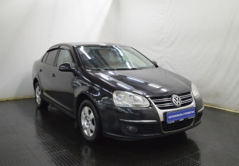 Подержанный автомобиль Volkswagen Jetta Sedan 2007 года (3 фото)