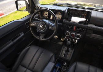 Подержанный автомобиль Suzuki Jimny 2020 года (11 фото)
