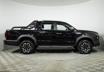 Подержанный автомобиль JAC T9 2024 года (4 фото)