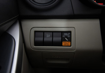 Подержанный автомобиль Mazda CX-7 2007 года (19 фото)