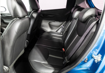 Подержанный автомобиль Chevrolet Spark 2019 года (10 фото)