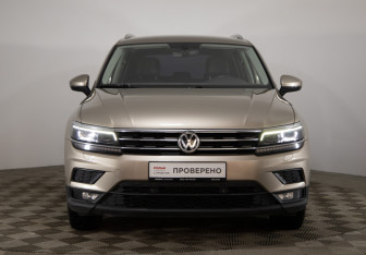 Подержанный автомобиль Volkswagen Tiguan 2018 года (2 фото)