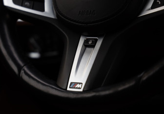 Подержанный автомобиль BMW X4 2020 года (15 фото)