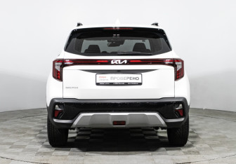 Подержанный автомобиль Kia Seltos 2024 года (6 фото)