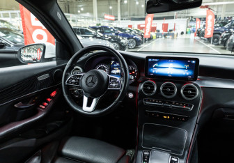Подержанный автомобиль Mercedes-Benz GLC Coupe 2020 года (15 фото)