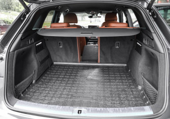 Подержанный автомобиль Audi Q5 2021 года (34 фото)