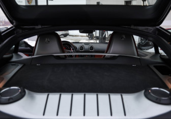 Подержанный автомобиль Porsche Cayman 2017 года (29 фото)