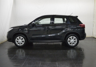 Подержанный автомобиль Suzuki Vitara 2019 года (8 фото)