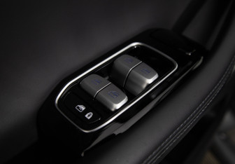 Подержанный автомобиль Exeed RX 2024 года (15 фото)