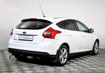 Подержанный автомобиль Ford Focus Hatchback 2013 года (5 фото)