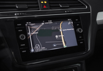 Подержанный автомобиль Volkswagen Tiguan 2021 года (14 фото)
