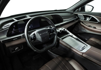 Подержанный автомобиль Exeed TXL 2024 года (9 фото)